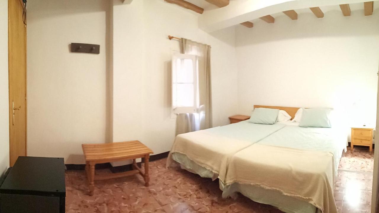 Hostal Fonda Cerdanya 拉波夫拉-德利列特 外观 照片